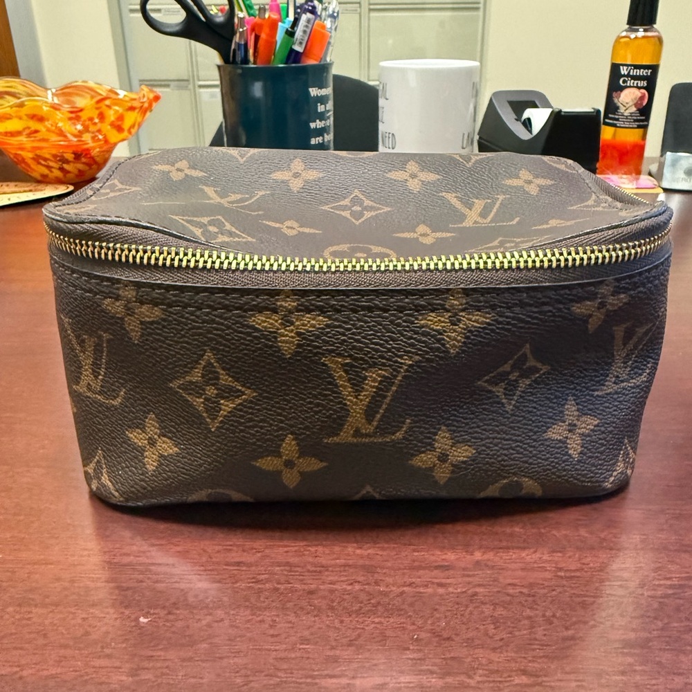 Louis Vuitton Packing Cube PM